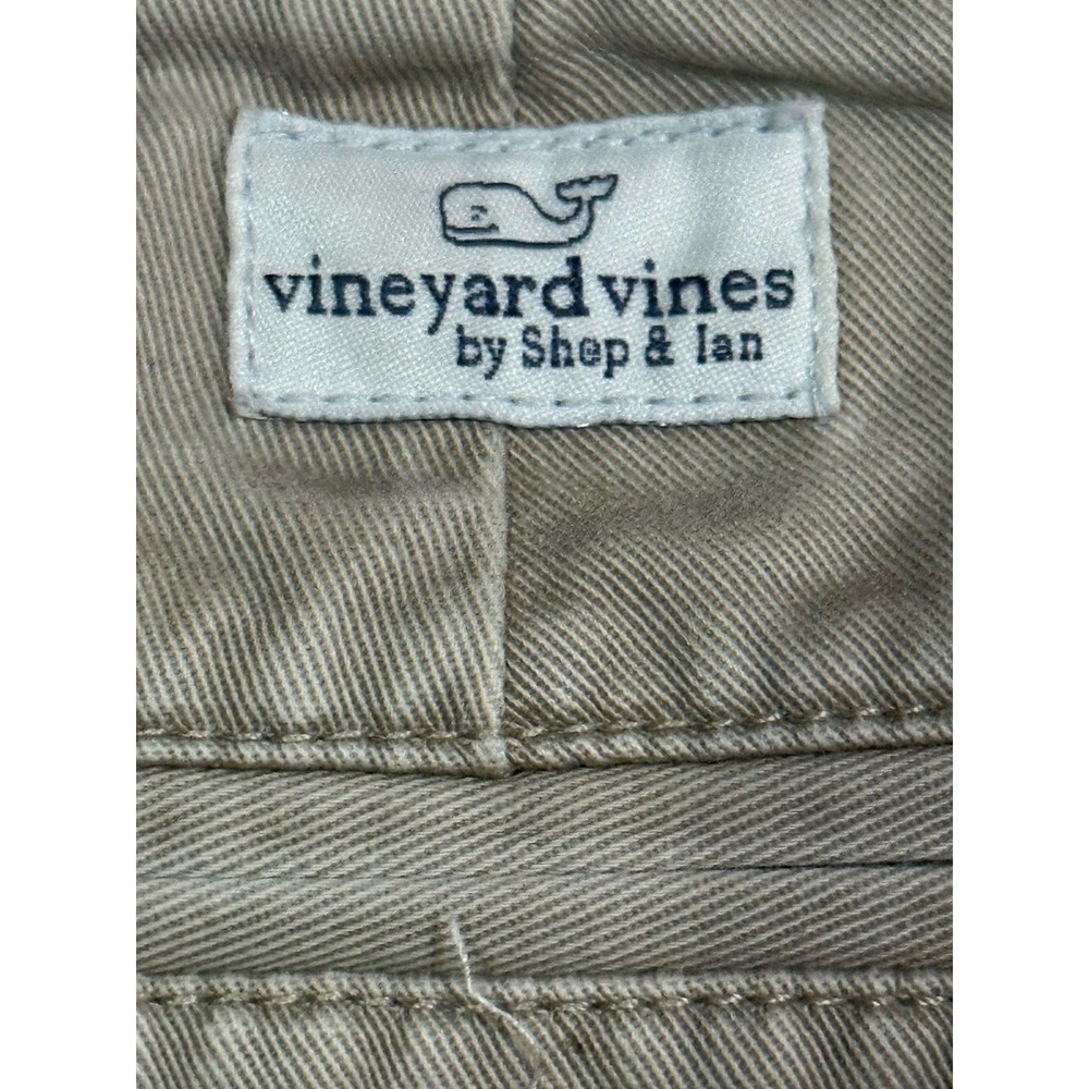 Vineyard Vines men's beige flat casual shorts 36 Cotton EUC - Picture 4 of 5